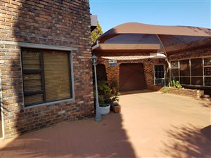 3 Bed House in Flora Gardens