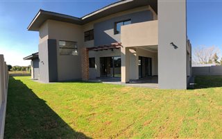 3 Bedroom House in Lombardy Estate