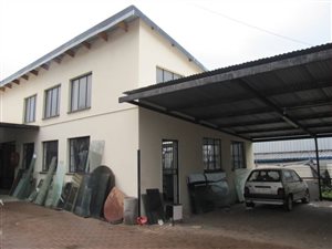 400 m² Commercial space in Silverton