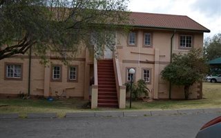 2 Bedroom Simplex in Rietvalleirand