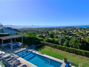 4 Bed House in Lower Robberg