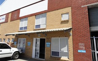 486 m² Commercial space in Maitland