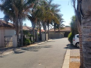 2 Bed Simplex in Krugersdorp North