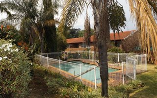 2 Bedroom Townhouse in Northcliff