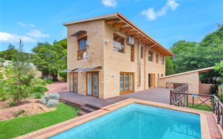 4 Bedroom House in Morningside Manor