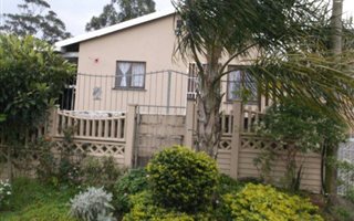 6 Bedroom House in Savanna Park