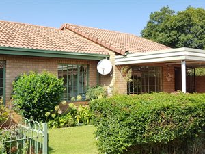 2 Bed Simplex in Newlands