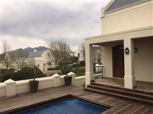 4 Bed House in De Zalze