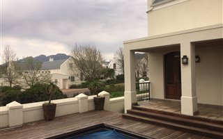 4 Bedroom House in De Zalze