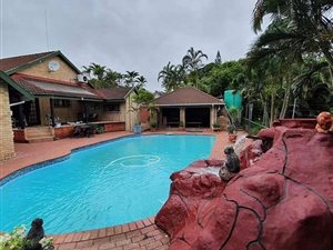 4 Bed House in St Lucia