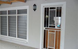 2 Bedroom Garden Cottage in Graaff Reinet