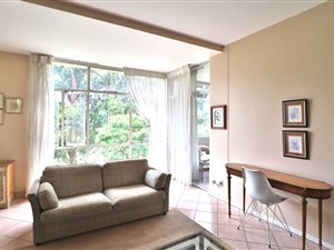 1 Bed Apartment in Elton Hill