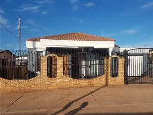 3 Bed House in Atteridgeville