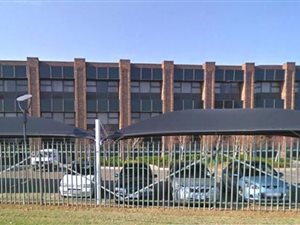 566 m² Office Space in Ormonde