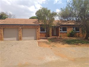 3 Bed Townhouse in Wapadrand
