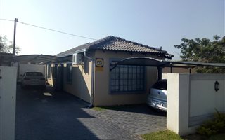 3 Bedroom House in Karino
