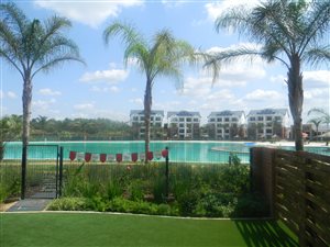 1 Bedroom Apartment in Hazeldean (Silverlakes Surroundings)