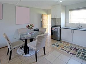 2 Bed Townhouse in The Reeds