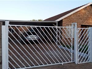 3 Bed House in East Lynne