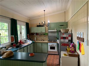 2 Bed House in Park Hill