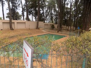 2 Bed Apartment in Rembrandt Park