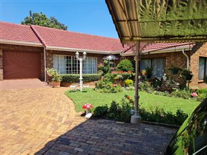 4 Bed House in Isandovale