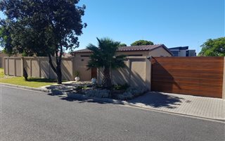 3 Bedroom House in Sanddrift