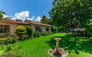 3 Bedroom House in Sundowner