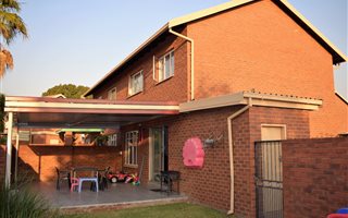 3 Bedroom Townhouse in Valhalla