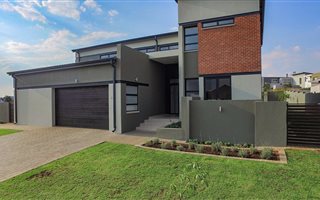 4 Bedroom House in Midstream Ridge Estate