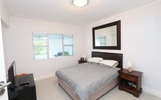 2 Bedroom House in Three Anchor Bay
