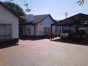 625 m² Commercial space in Wierda Park