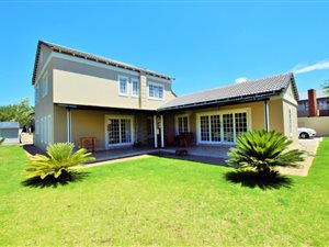 4 Bed House in Wierda Crest Estate