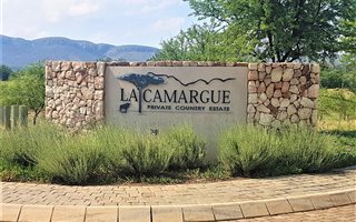 1069 m² Land available in Ifafi