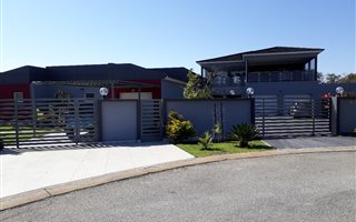 6 Bedroom House in Mafikeng