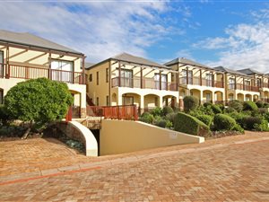 2 Bedroom Apartment in Melkbosstrand