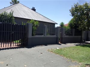 1 Bedroom House in Kenilworth