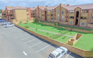 2 Bedroom Townhouse in Sundowner