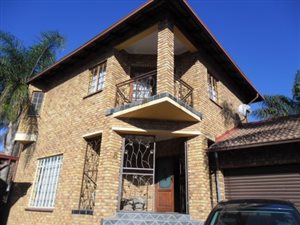 5 Bed House in Lyttelton Manor