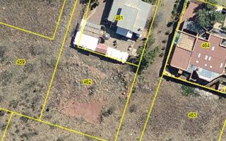 990 m² Land available in Vaaloewer