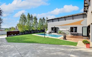 3 Bedroom House in Maroeladal