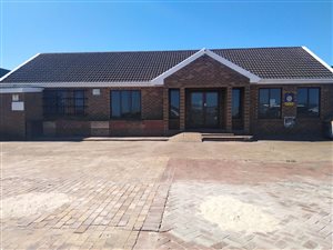 2282 m² Commercial space in Hanover Park