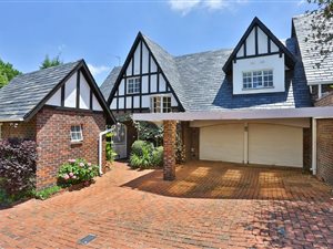 4 Bed Townhouse in River Club