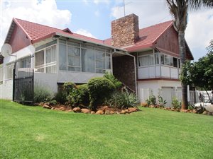 5 Bed House in Dewetshof