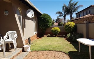 3 Bedroom Townhouse in Parkrand