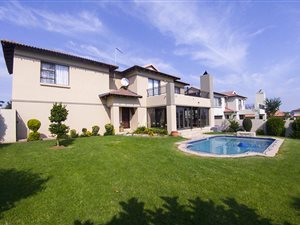 4 Bedroom House in Krugersdorp Central