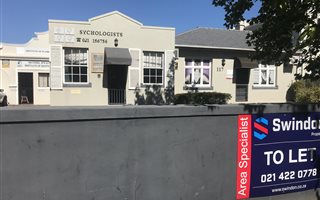 150 m² Commercial space in Bergvliet