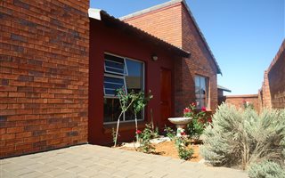 3 Bedroom Townhouse in Pentagon Park