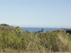 1832 m² Land available in Mount Richmore Estate