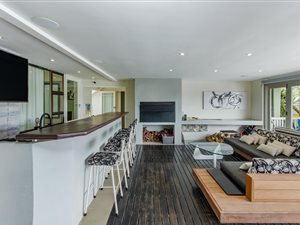 6 Bed House in Wellway Park